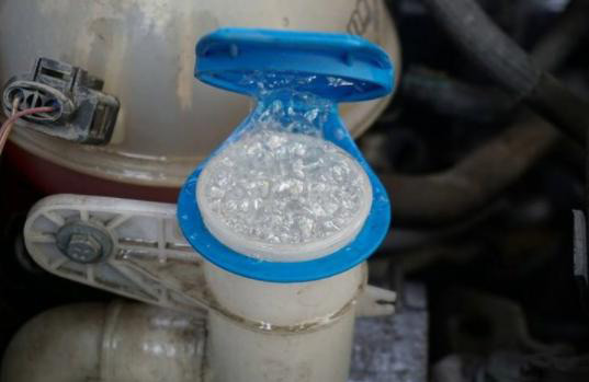 玻璃水消泡劑的應用場景